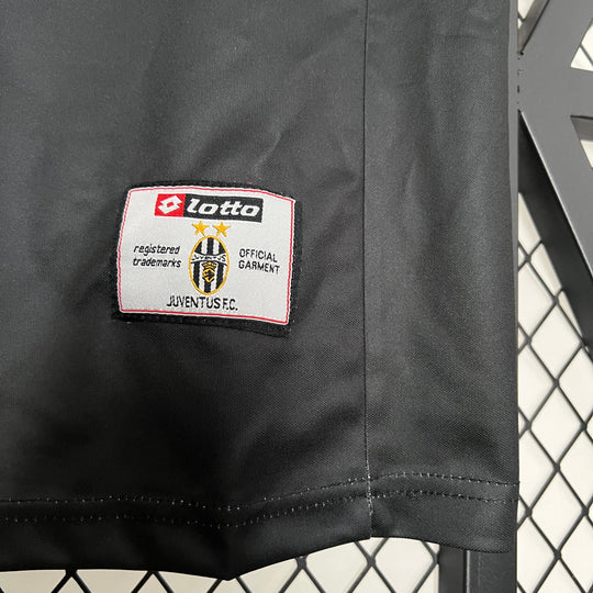 Juventus 2001 - 2002 Bortatröja