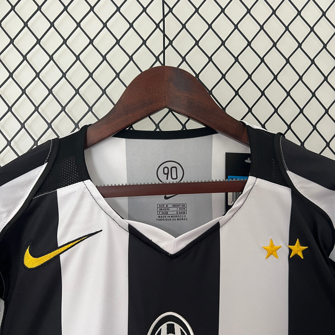 Juventus 2004 - 2005 Hemmatröja