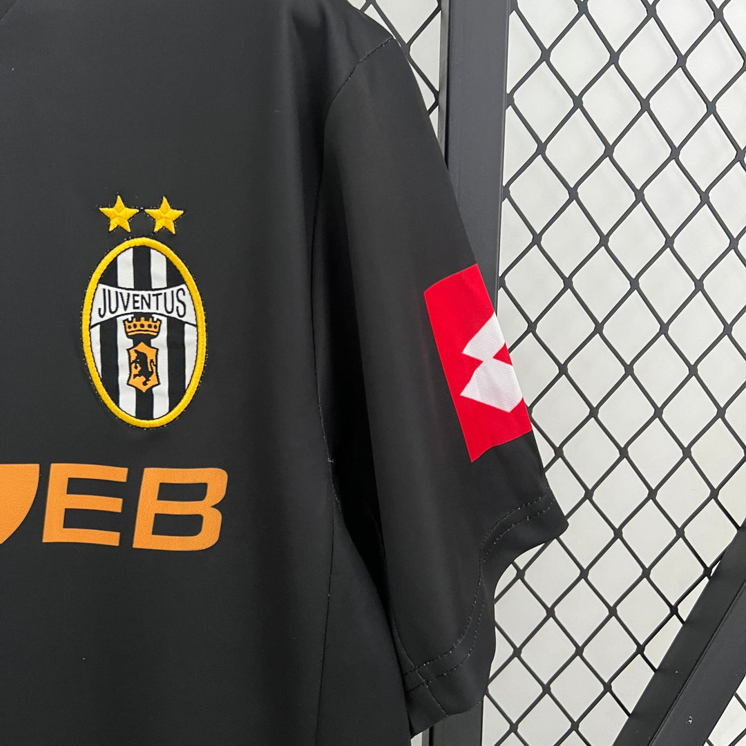 Juventus 2001 - 2002 Bortatröja