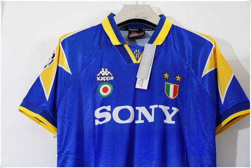 Juventus 1995 - 1996 Bortatröja